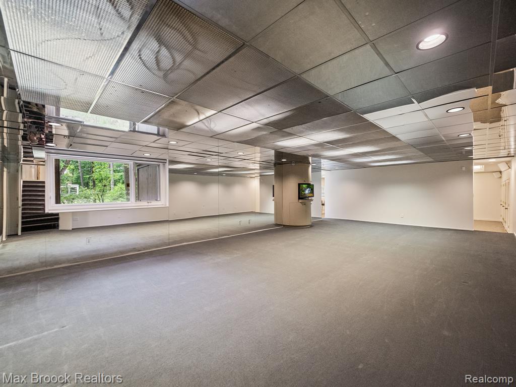 5130 Deep Wood Road, Bloomfield Hills, MI 48302 — Photo 55