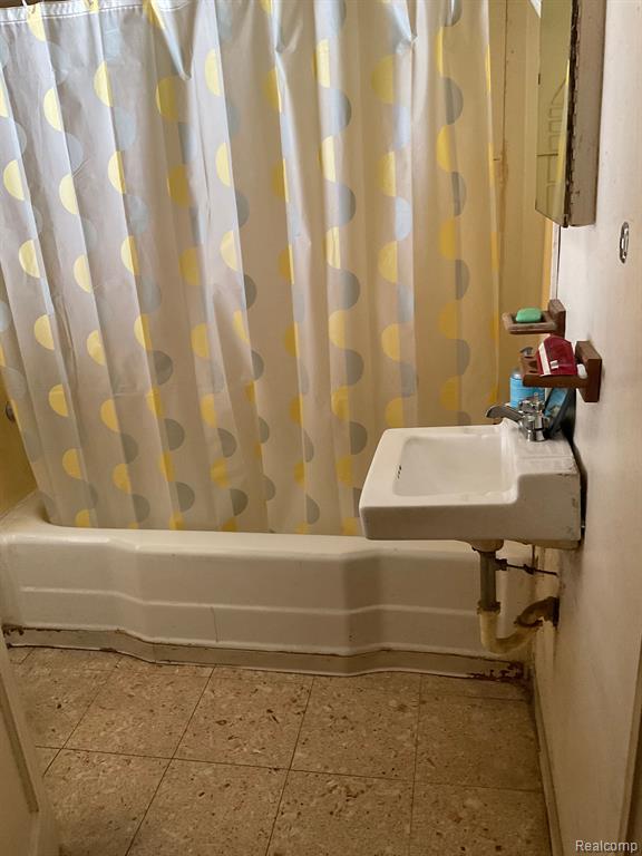 6470 EVERGREEN Avenue, Detroit, MI 48228 — Photo 16