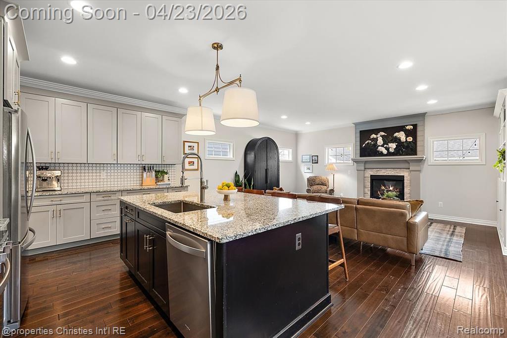 600 S Dorchester Avenue, Royal Oak, MI 48067 — Photo 2
