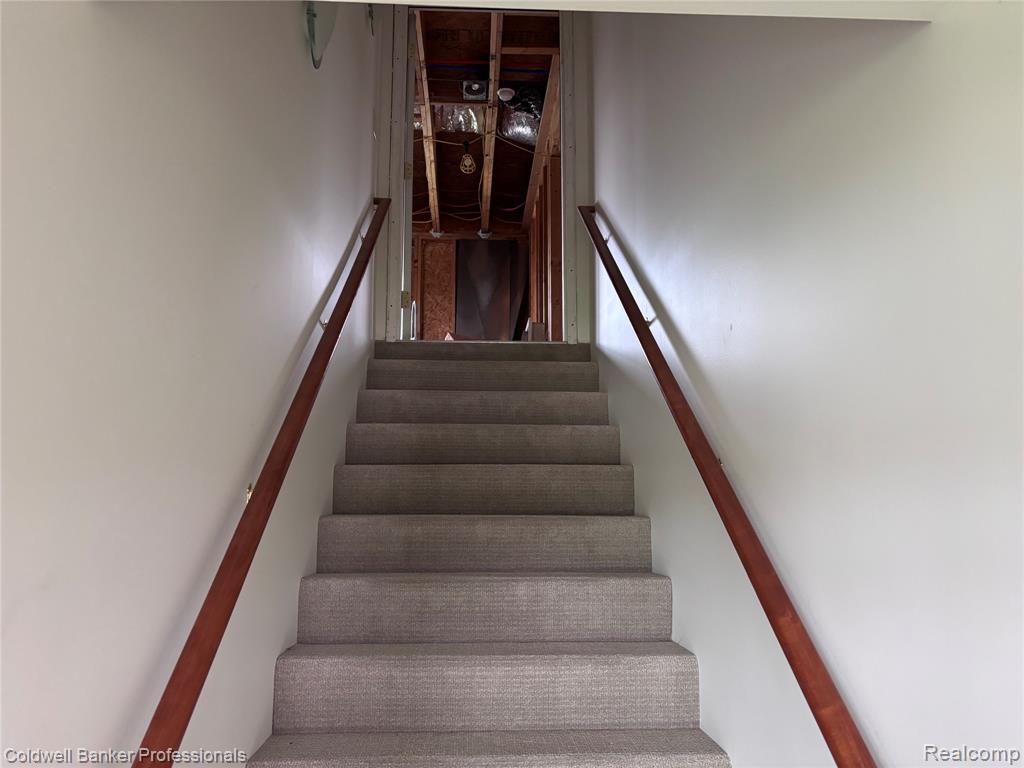 39883 Duluth Street, Harrison Township, MI — Photo 53