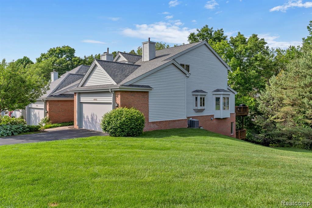 4962 TIMBERWAY Trail, Clarkston, MI — Photo 2