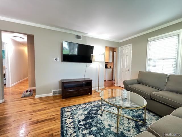 9024 MARLOWE Avenue, Plymouth, MI 48170 — Photo 15