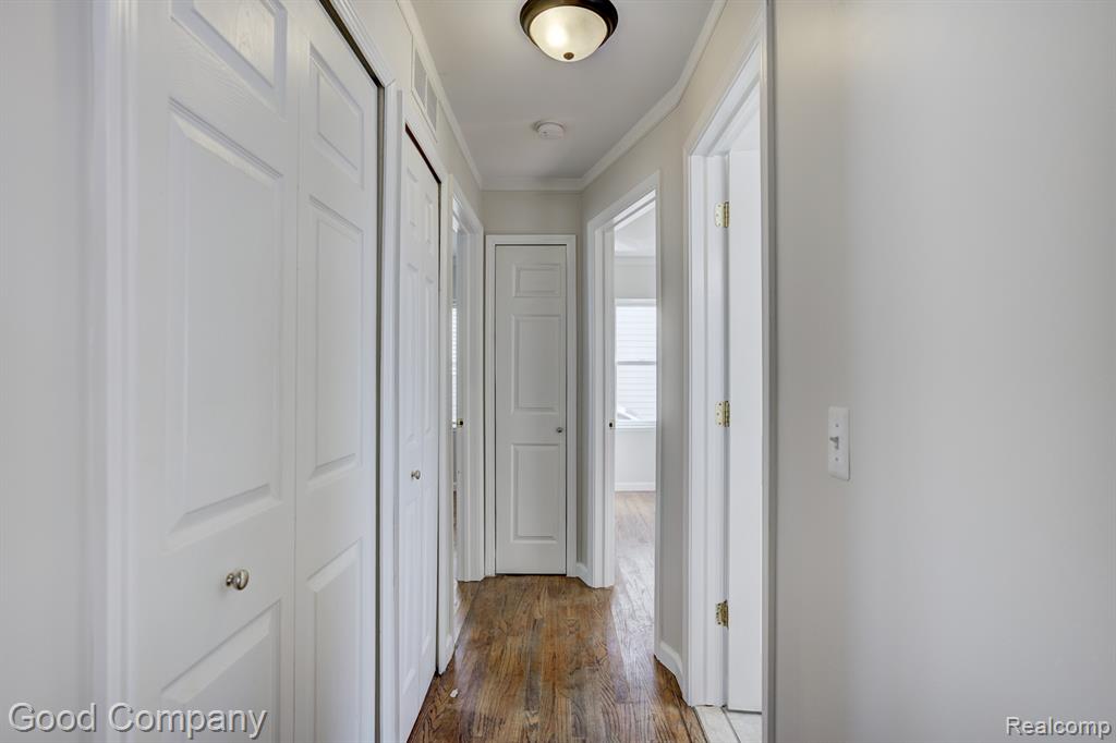 600 E Kalama Avenue, Madison Heights, MI 48071 — Photo 10