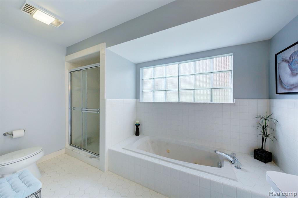 46821 ELMSMERE Drive, Northville, MI 48167 — Photo 30
