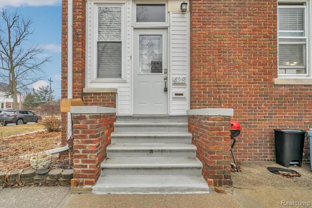 428 VINEWOOD Street, Wyandotte, MI 48192 — Photo 27