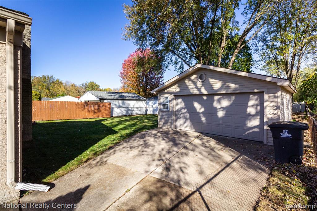 511 S Bryar Street, Westland, MI 48186 — Photo 35