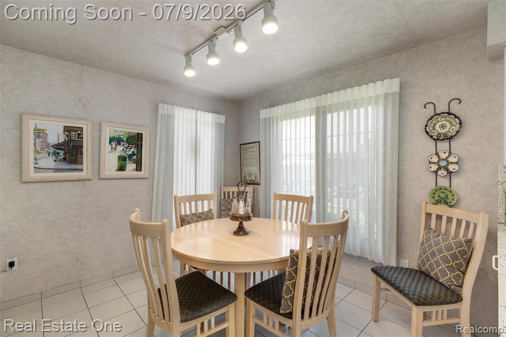 6273 Celeste Road, West Bloomfield, MI — Photo 14