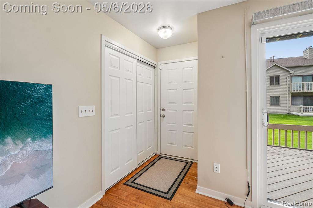 7132 Clements, West Bloomfield, MI — Photo 3