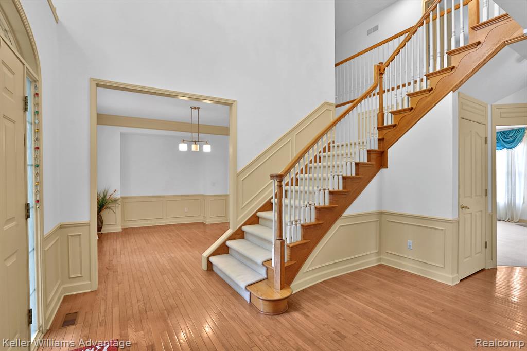17549 WHITE PINE Ct., Northville, MI 48168 — Photo 9