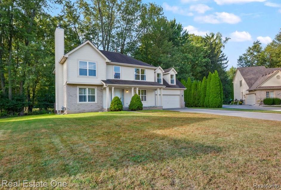 30947 Kenwood Court - Photo 2