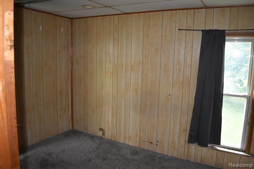 402 N SHIAWASSEE Street, Bancroft, MI 48414 — Photo 8