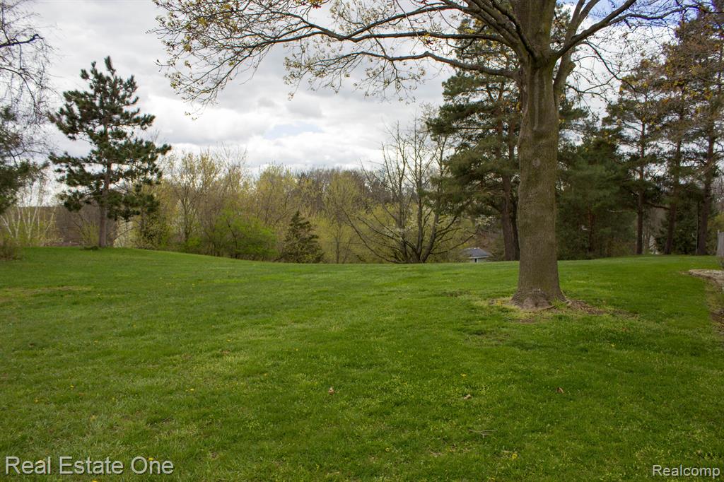 6711 KUTTSHILL Drive NE, Rockford, MI 49341 — Photo 44