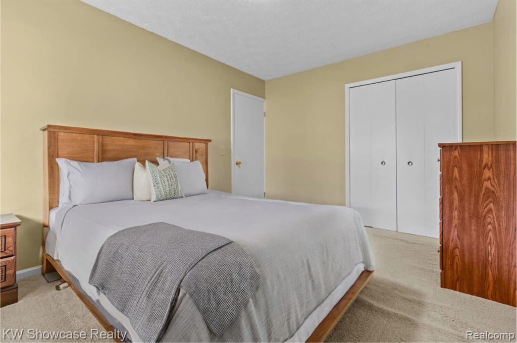 7675 VISGER Avenue, Waterford, MI 48329 — Photo 16
