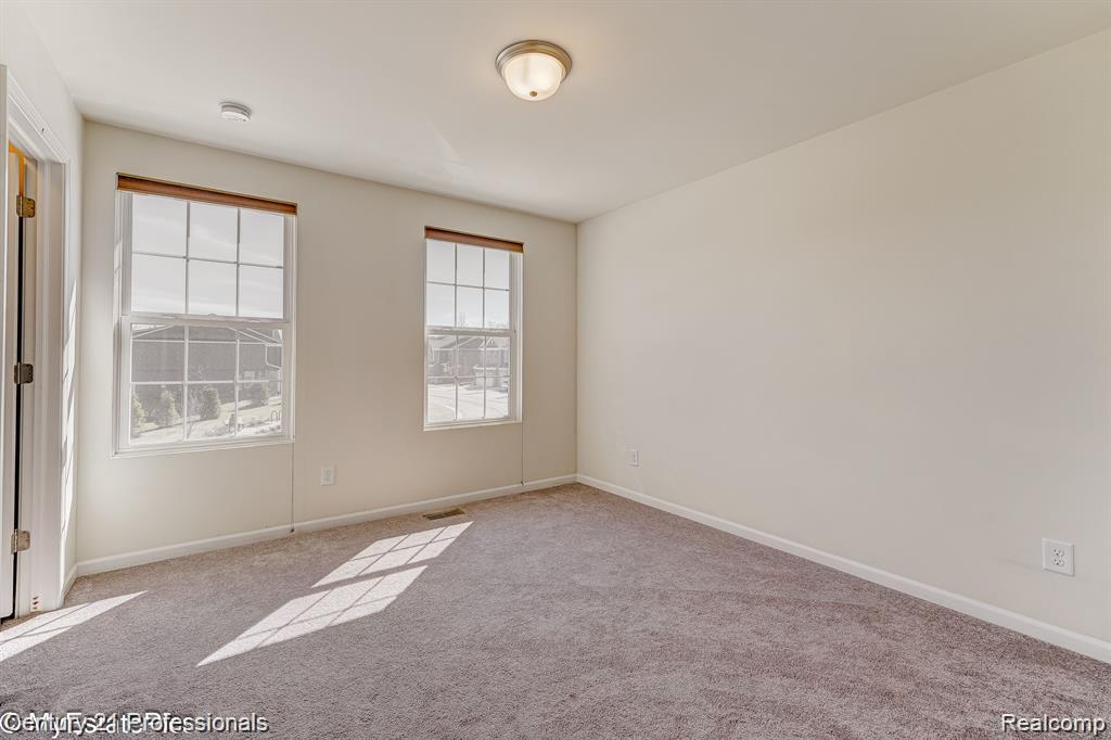 43646 Prospect Lane, Novi, MI — Photo 22