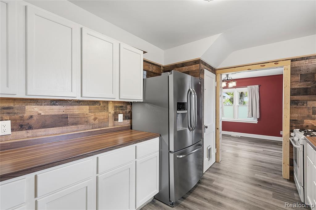725 Mason Road, Howell, MI 48843 — Photo 9