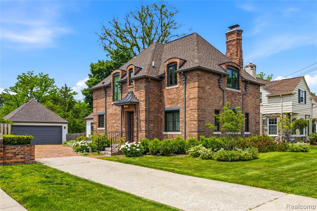 Property photo for 250 Pleasant Street, Birmingham, MI 48009
