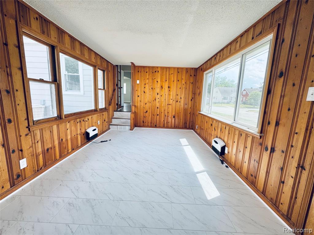 12796 Pullman Street, Southgate, MI 48195 — Photo 17
