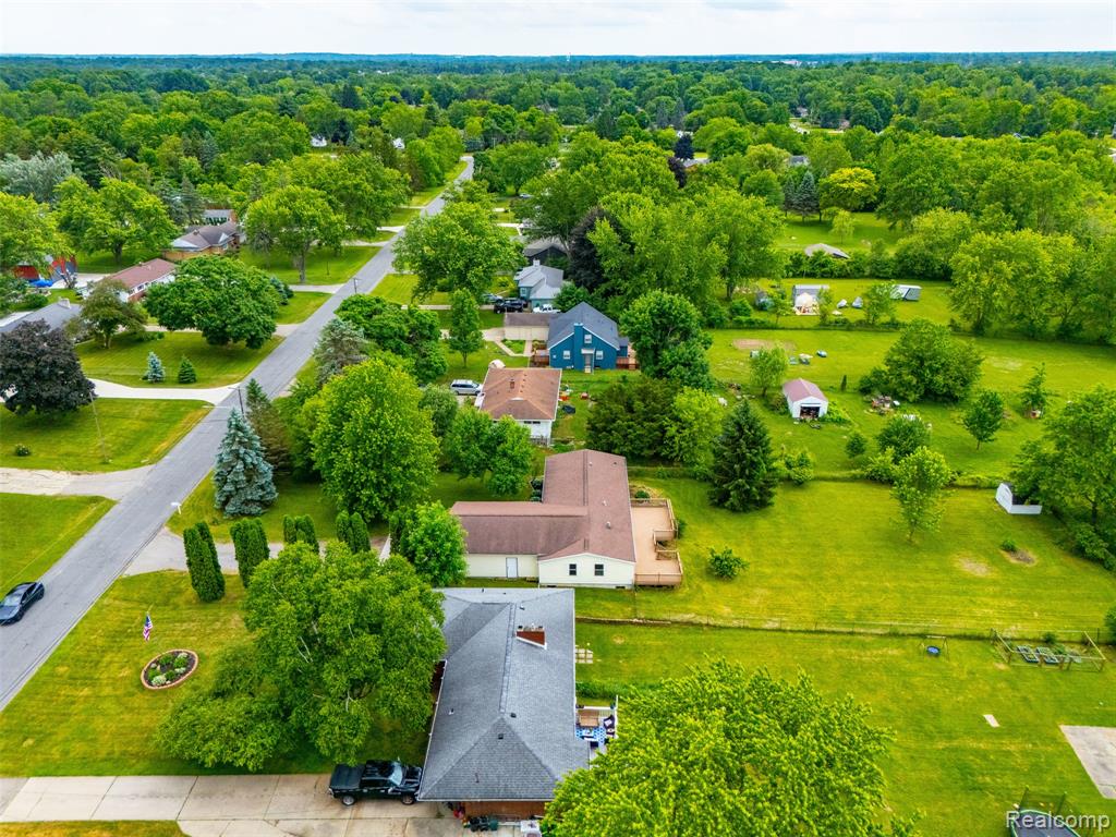 4420 Dublin Road, Burton, MI 48529 — Photo 48