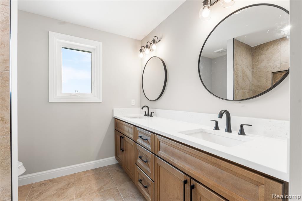 2163 HEIDI Drive, Addison, MI 48370 — Photo 21
