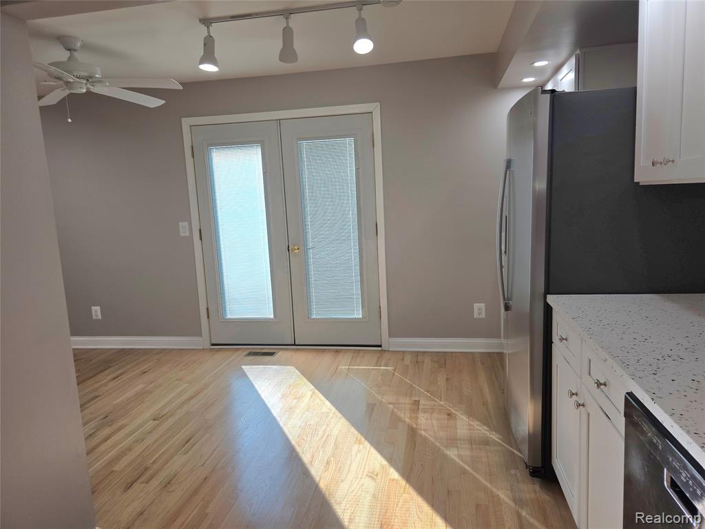 48570 Sugarbush Road, 56, New Baltimore, MI 48047 — Photo 7