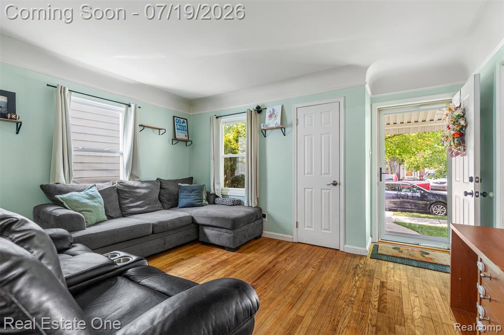 483 Kings Highway, Wyandotte, MI 48192 — Photo 4