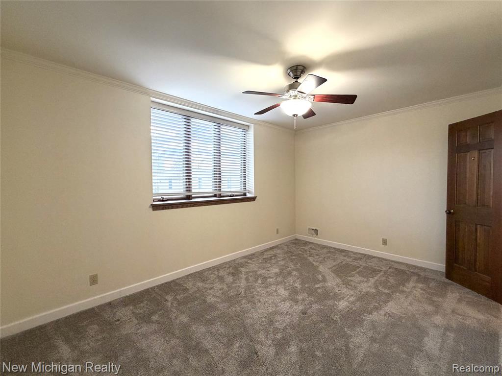 43000 12 Oaks Crescent Drive, 2033, Novi, MI 48377 — Photo 21