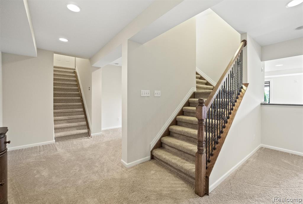 54468 Flamingo Drive, Shelby Twp, MI 48315 — Photo 34