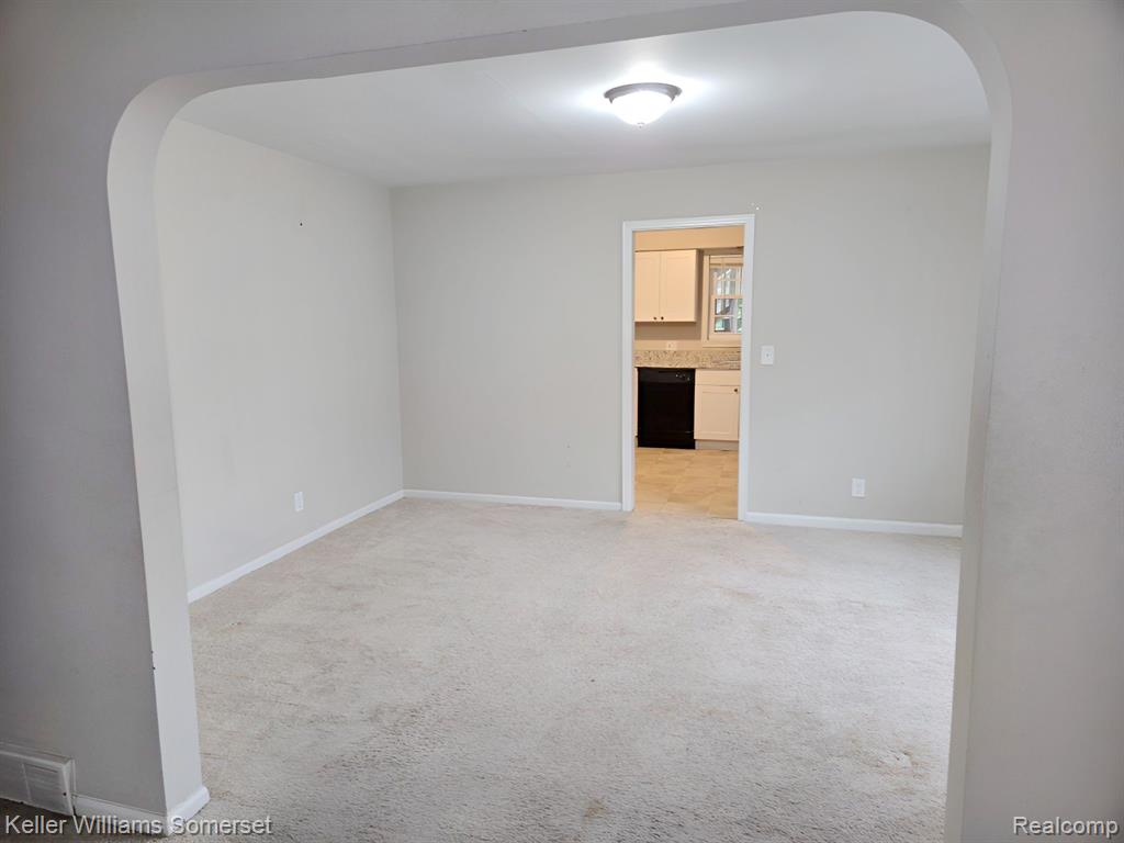 5251 23 MILE Road, Shelby Twp, MI 48316 — Photo 10