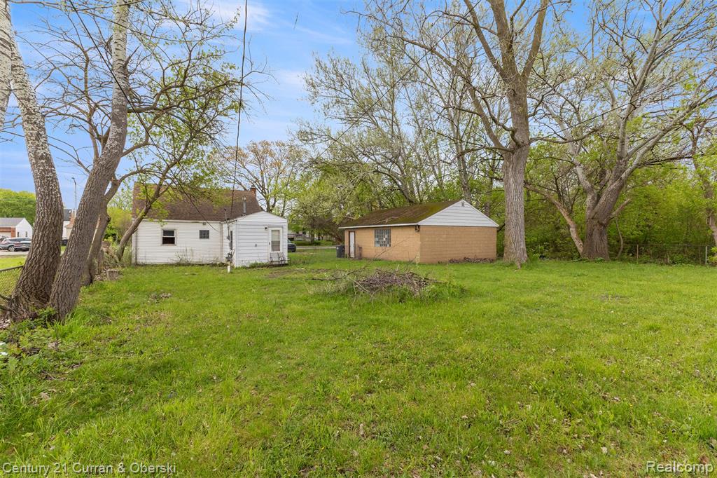 8070 Westpoint Street, Taylor, MI 48180 — Photo 12