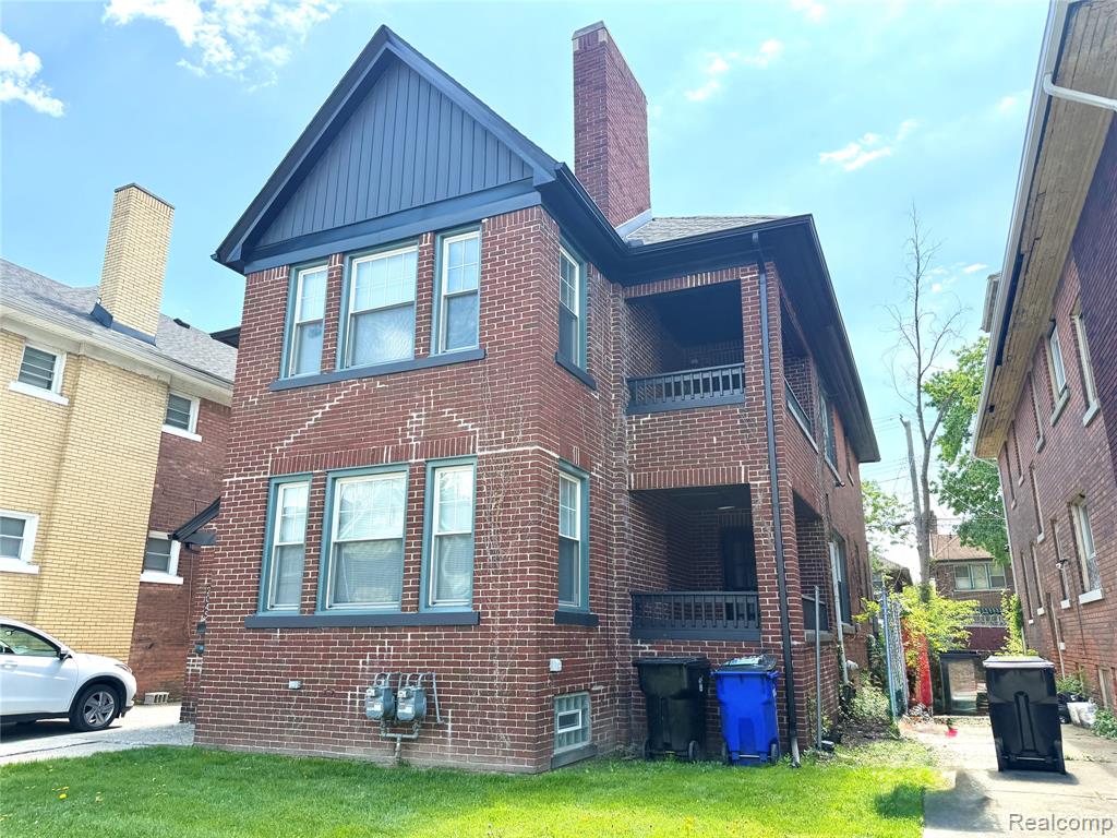 2045 Calvert Street, Detroit, MI 48206 — Photo 2
