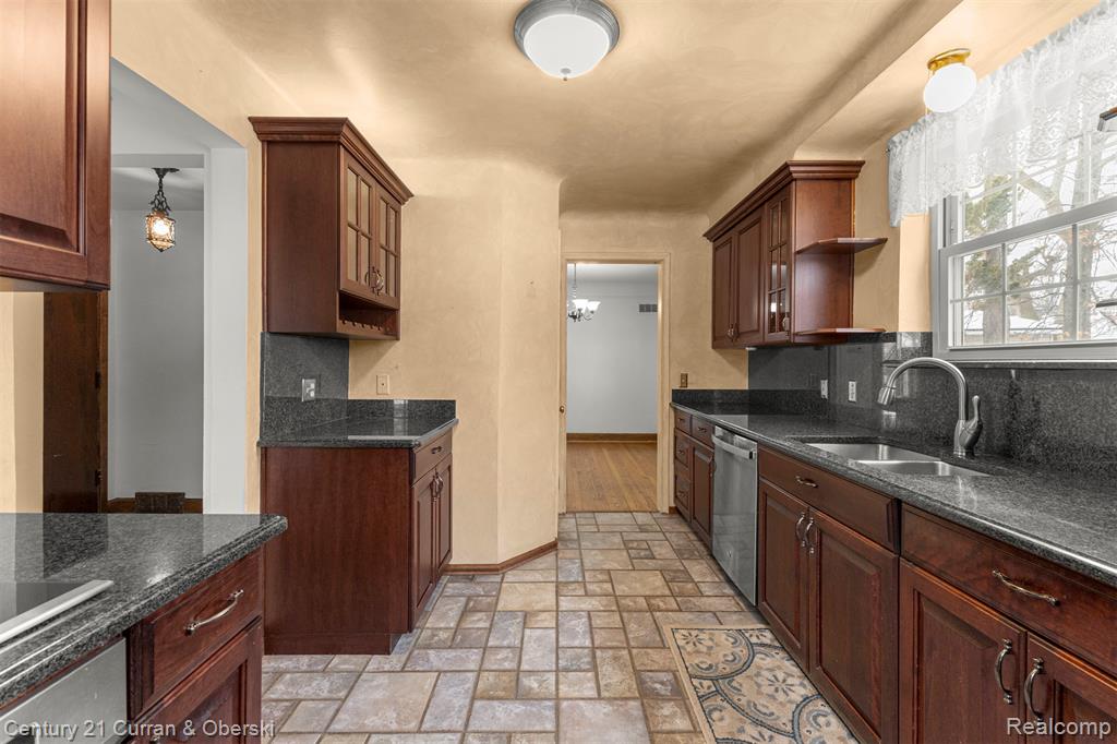 900 Meridan Street, Dearborn, MI 48124 — Photo 20