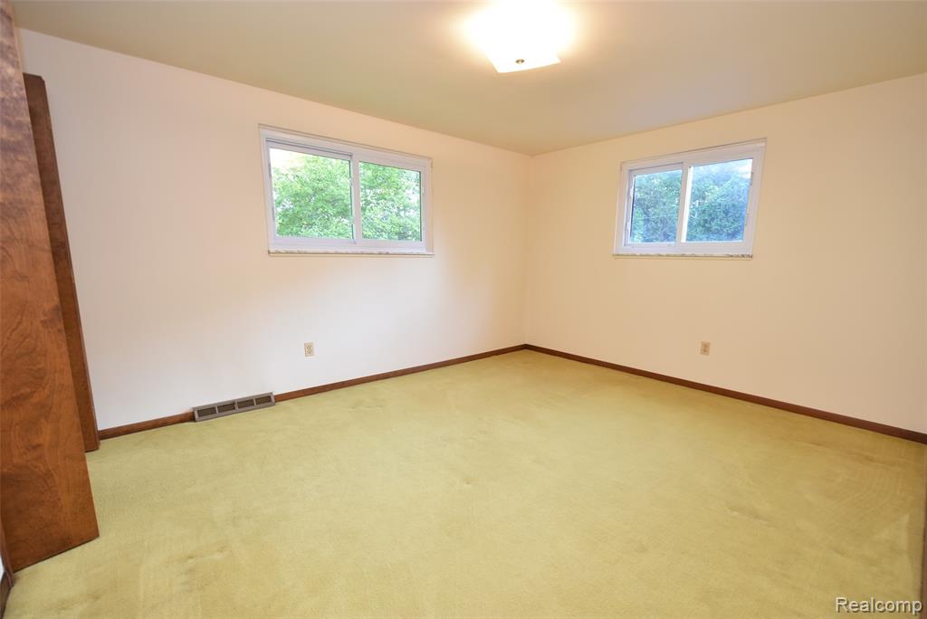 2356 Rochester Road, Leonard, MI 48367 — Photo 25