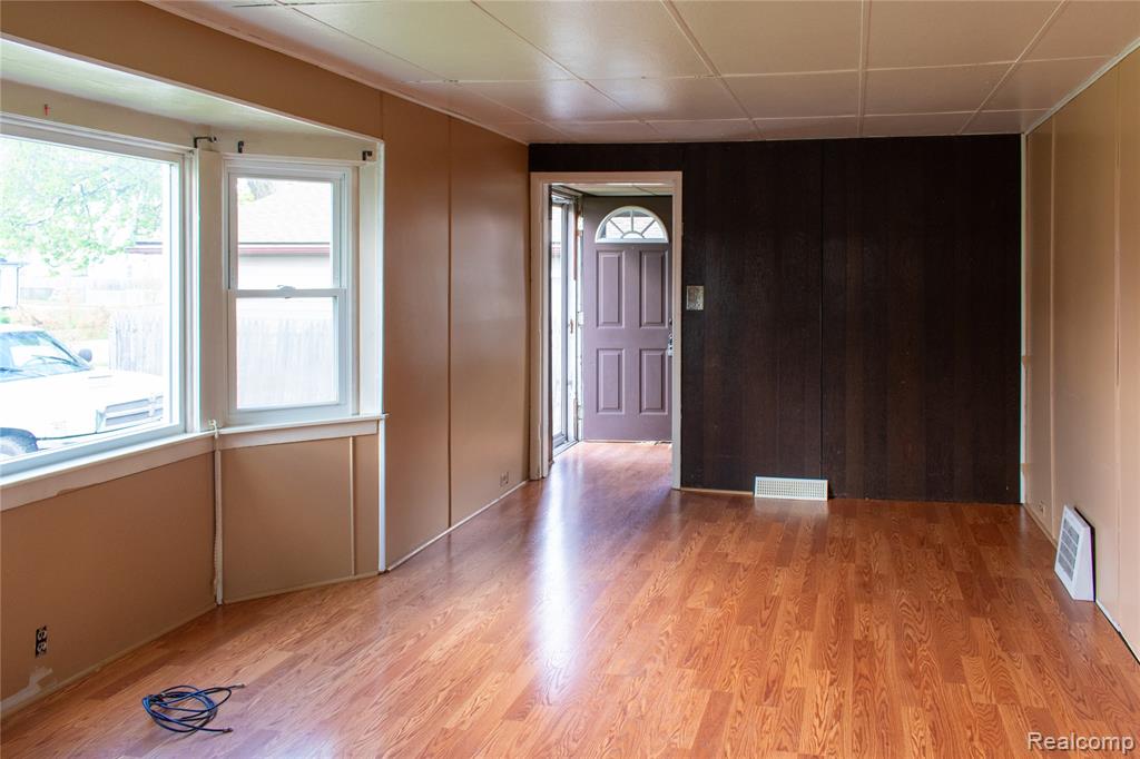 26536 Dartmouth Street, Madison Heights, MI 48071 — Photo 5