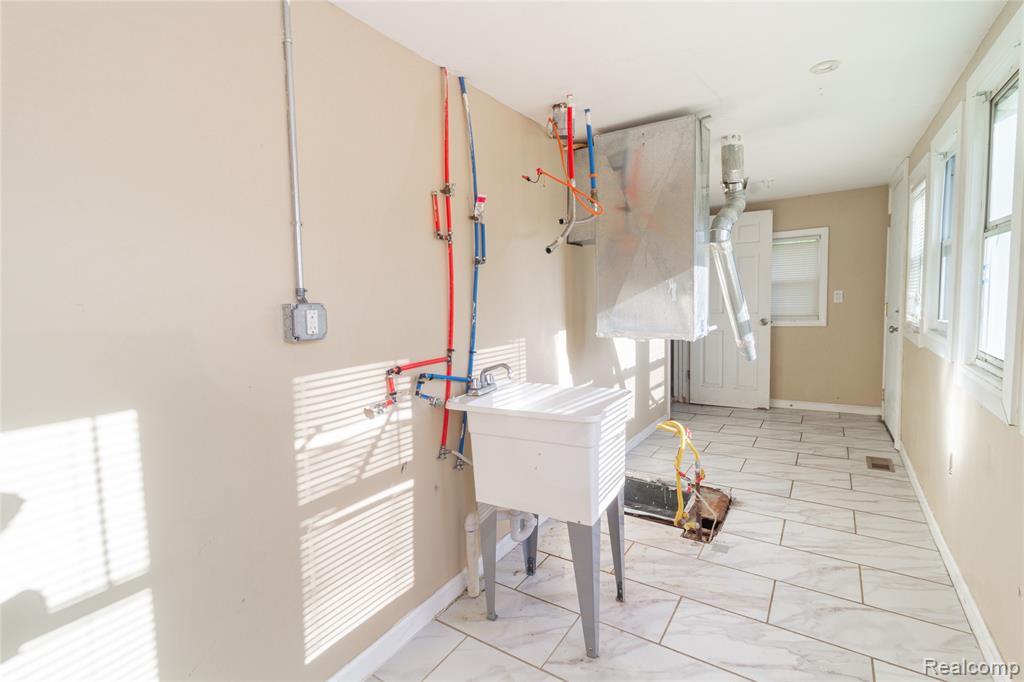 6444 Ashton Avenue, Detroit, MI 48228 — Photo 14