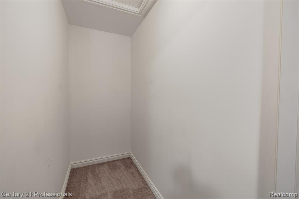 6410 Enclave Drive, Clarkston, MI 48348 — Photo 44