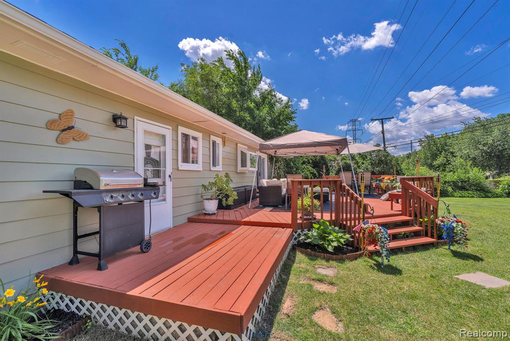 8016 Pardee Road, Taylor, MI 48180 — Photo 43