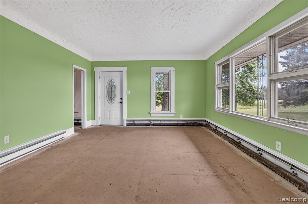 6007 Leix Road, Mayville Vlg, MI 48744 — Photo 3