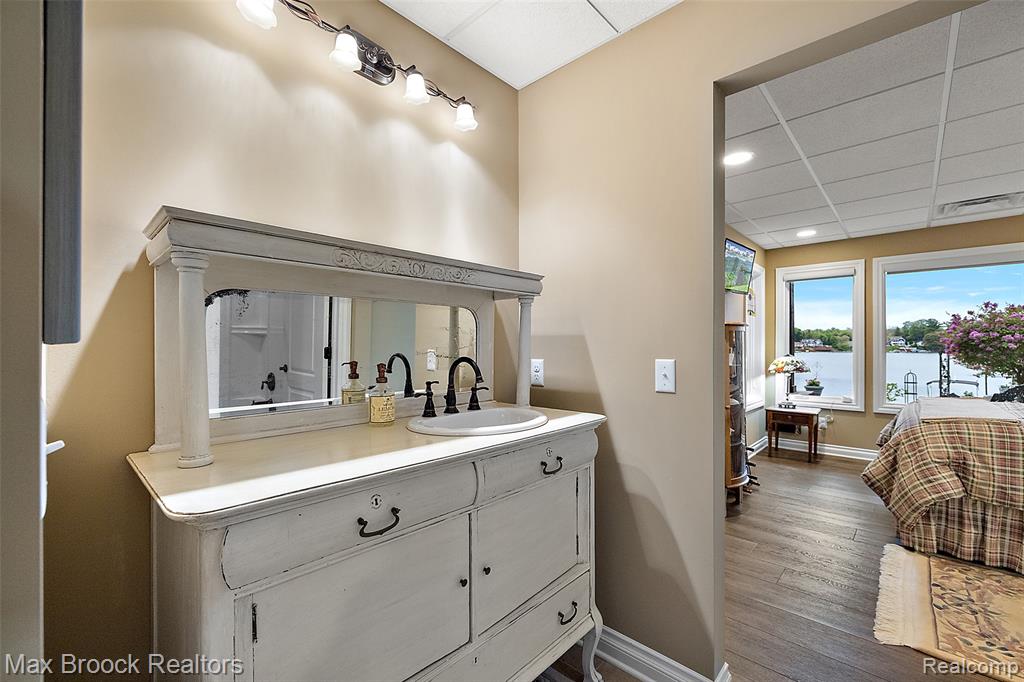 4353 Forest Avenue, Waterford, MI 48328 — Photo 19