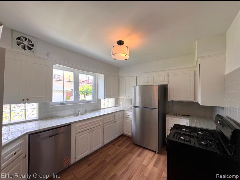 19677 Roslyn Road, Detroit, MI 48221 — Photo 6