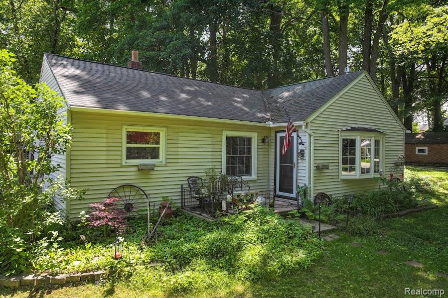 580 N Almont Avenue, Imlay City, MI 48444 — Photo 13