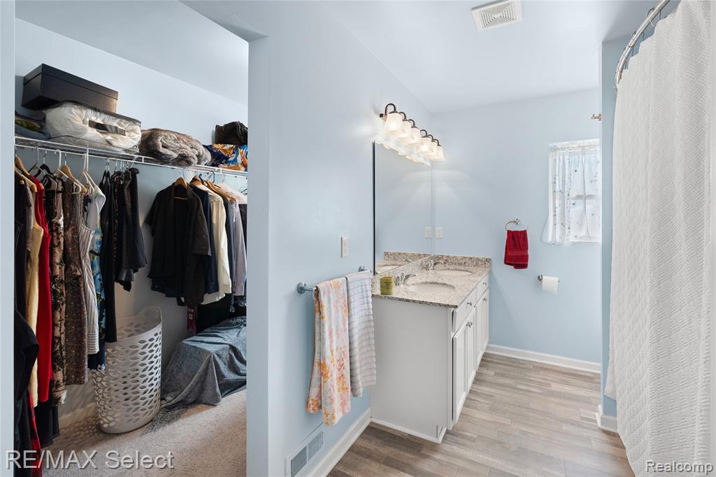 6054 Weyerbacher Drive, Swartz Creek, MI 48473 — Photo 18