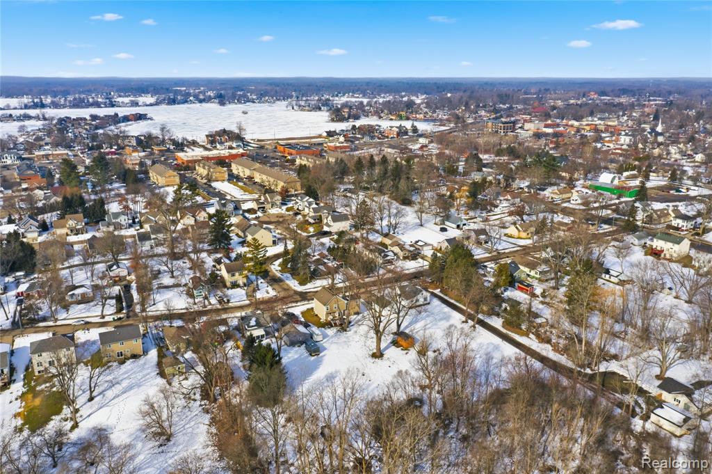 413 Newton Drive, Lake Orion, MI 48362 — Photo 52
