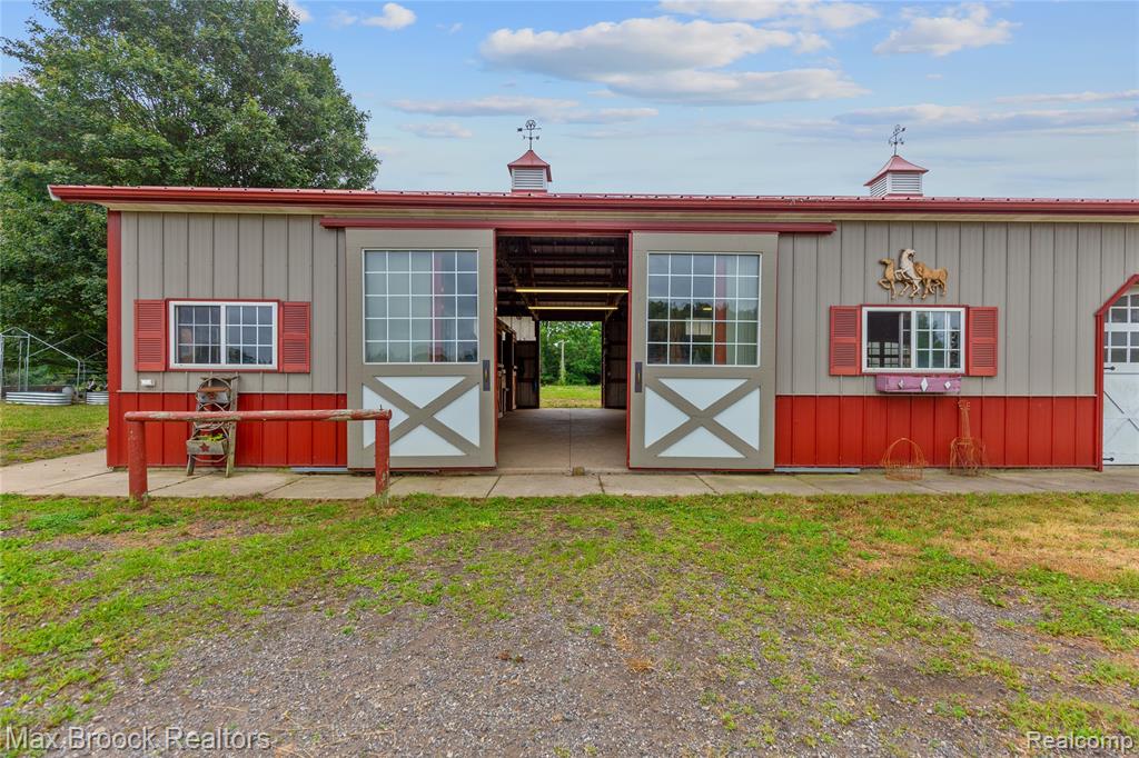 4536 Crandall Road, Howell, MI 48855 — Photo 64