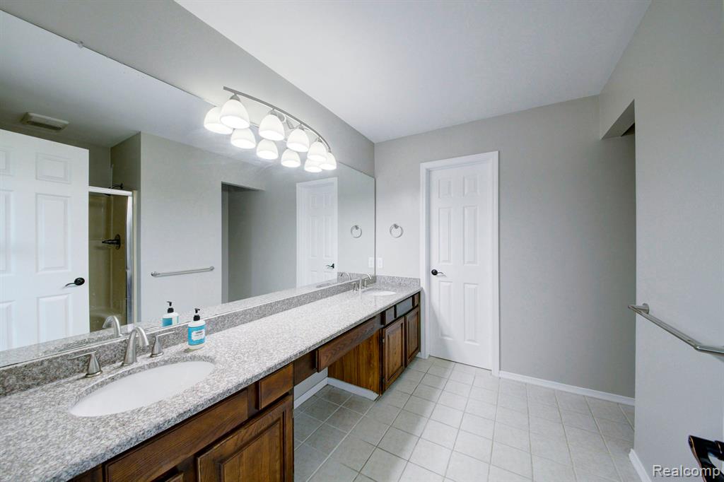 44914 FAIR OAKS Drive, Canton, MI 48187 — Photo 21