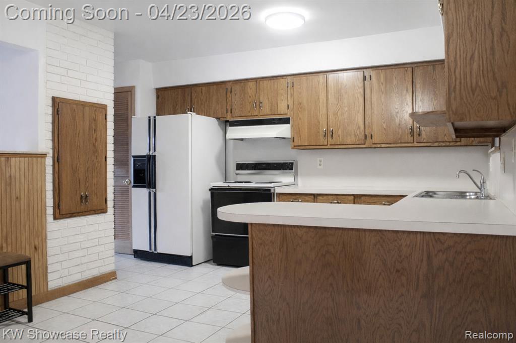6206 Berwyn Street, Dearborn Heights, MI 48127 — Photo 17