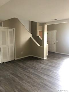 832 S STEPHENSON HWY, Royal Oak, MI 48067 — Photo 3