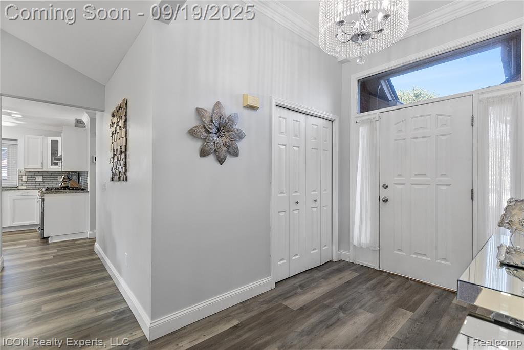 47367 Cherry Valley Drive, Macomb, MI 48044 — Photo 15