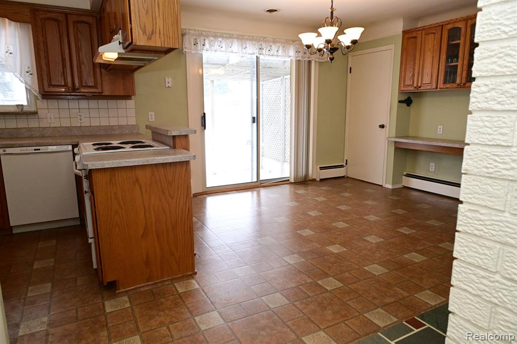 4160 MONTGOMERY Drive, Shelby Twp, MI 48316 — Photo 75