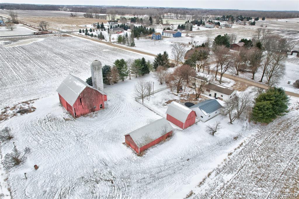 4148 N Williams Road, MI 48879 — Photo 32