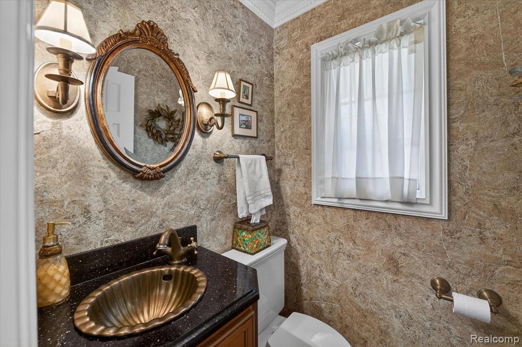 13960 Ridgewood Drive, Plymouth, MI 48170 — Photo 21